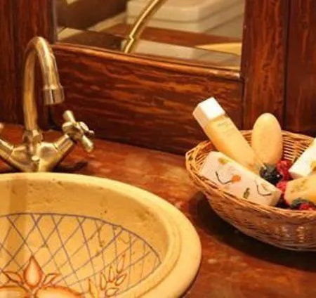 Archontiko Zarifi 1716 Guest house 4*